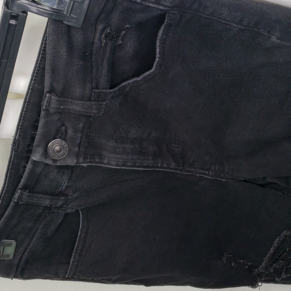 American Eagle Next Level Stretch blackwash distressed curvy high rise Size 6
